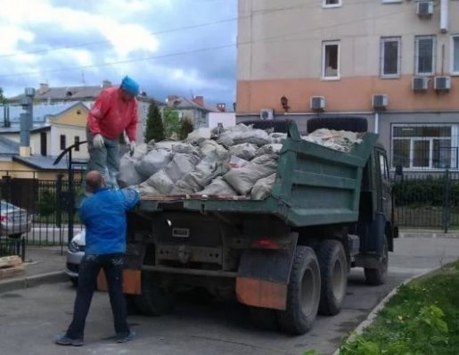 Вывоз строительного мусора (самосвалы, газели). Грузчики стоимость услуг и где заказать - Орел