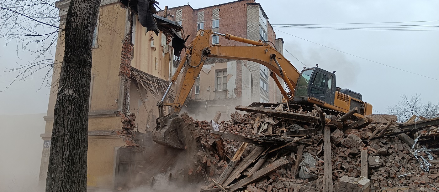 Услуги по сносу и демонтажу старых домов, строений и сооружений в Нарышкино