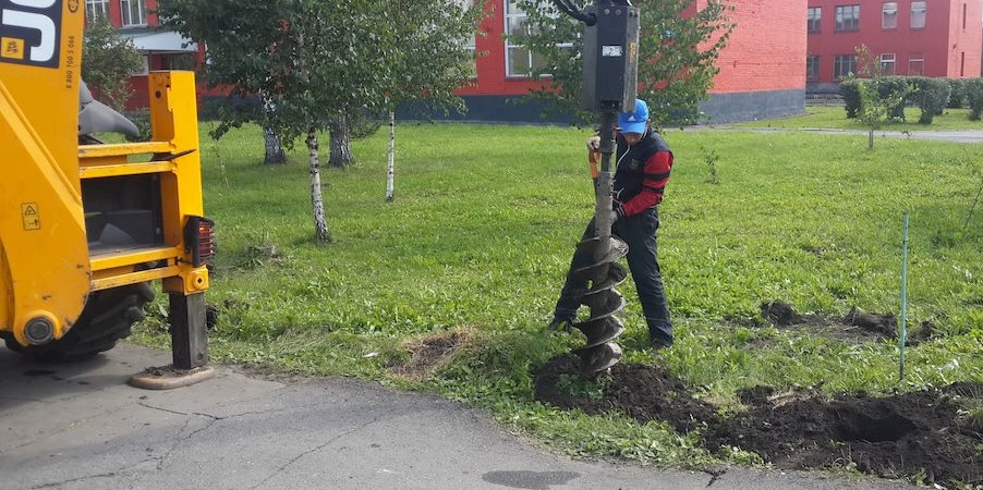 Услуги по бурению грунта под столбы и фундамент в Орловской области